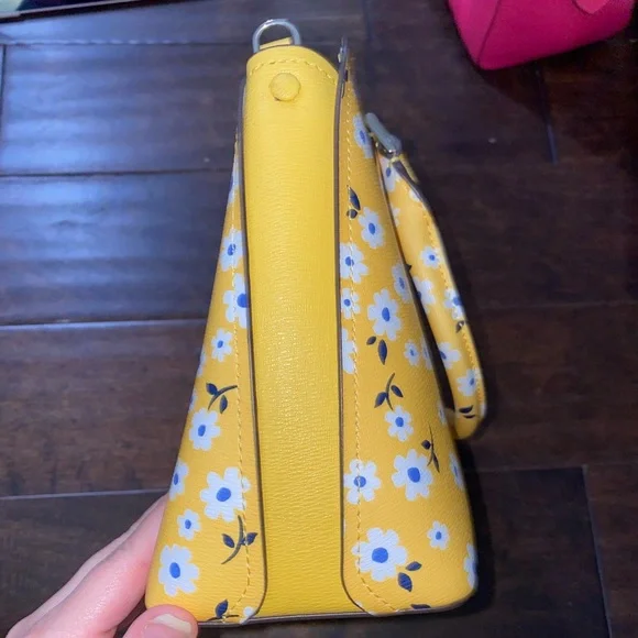Kate Spade Yellow Daisy Floral Satchel Crossbody Bag - Picture 4 of 12